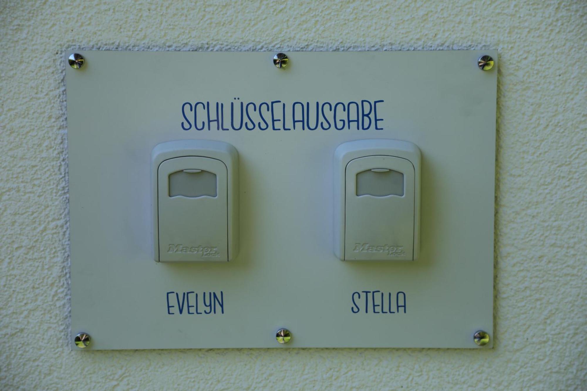 Eine Sehr Gemuetliche Dachgeschoss Ferienwohnung Ihlow  Ngoại thất bức ảnh