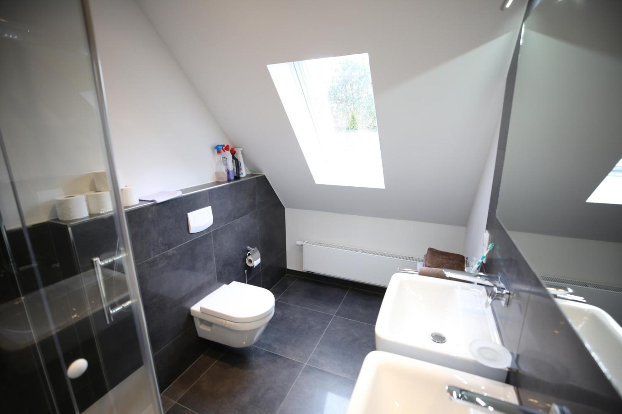 Eine Sehr Gemuetliche Dachgeschoss Ferienwohnung Ihlow  Ngoại thất bức ảnh